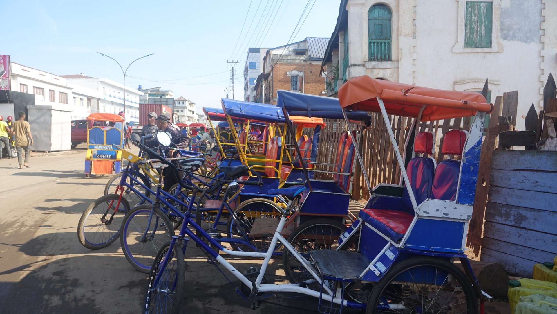 Madagaskar'ın Pousse-pousse  ları
